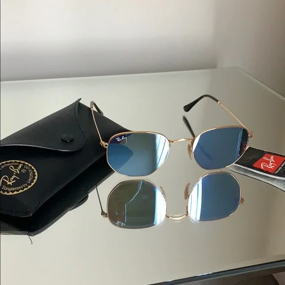 Ray-Ban Gold Frame Blue Lens Sunglasses - Picture 1 of 2